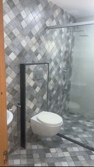 Bathroom in 4 BHK Independent House at Kuttanellur – for Sale