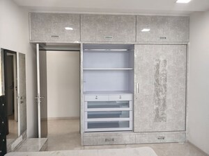 3 BHK Apartment For Rent in Oberoi Realty Exquisite, Goregaon East