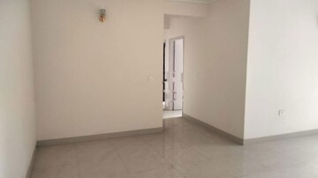 Room in 3 BHK Apartment at Pareena The Elite Residences, Sector 99 – for Rent