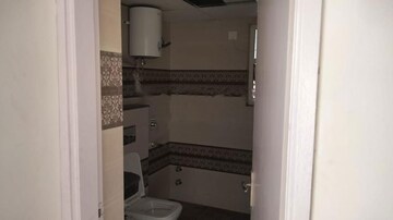 Bathroom in 3 BHK Apartment at Pareena The Elite Residences, Sector 99 – for Rent