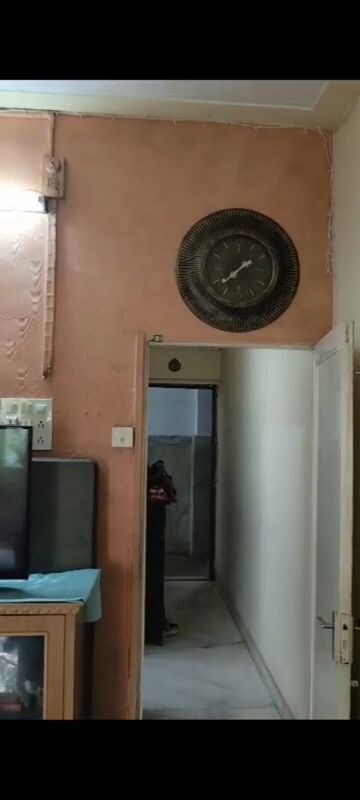 Bathroom in 1 BHK Apartment at Vinod Villa Worli, Worli – for Rent