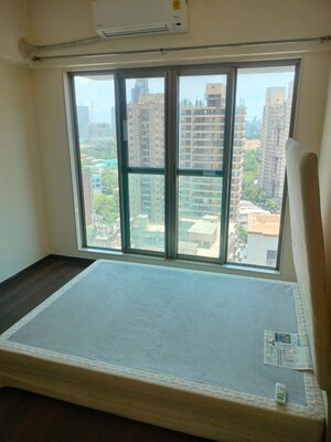 2 BHK Apartment For Rent in Lodha Vista, Lower Parel