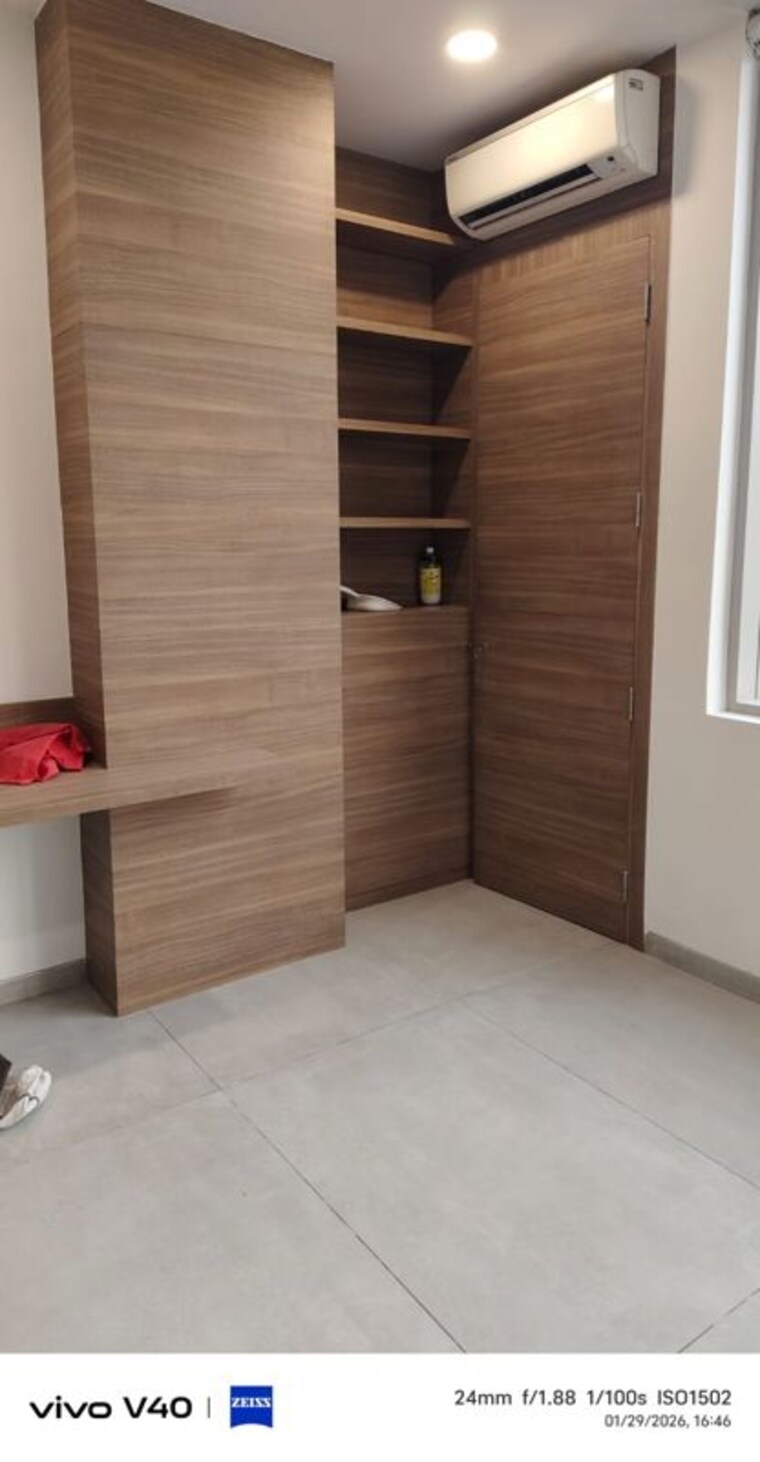 Room, ambuja-ecospace-business-park Commercial Office Space in IT/SEZ 750 Sq.Ft. In New Town Action Area ii Kolkata 10131454