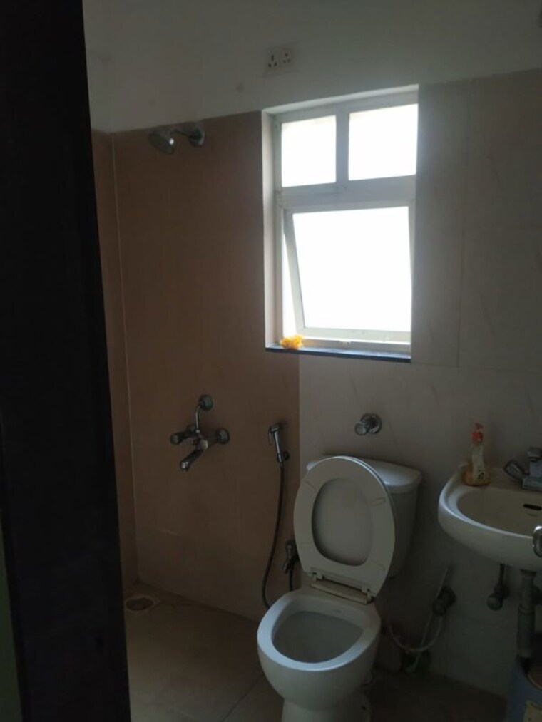 Bathroom, gulmohar-parkview 2 Bedroom 1169 Sq.Ft. Apartment In Kharadi Pune 10131526