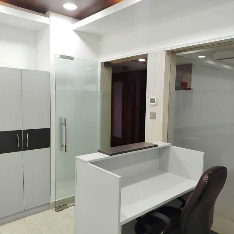 Kitchen, spaze-itech-park Commercial Office Space 1000 Sq.Ft. In Sispal Vihar Gurgaon 10131531