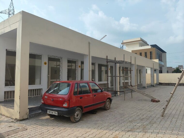  Parking, motia-citi-royal-business-park Commercial Office Space in IT/SEZ 460 Sq.Ft. In Ambala Highway Zirakpur 10131523