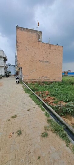 Plot For Sale in PVD Mansarovar Park
