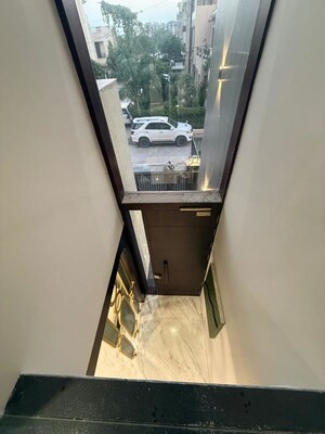 Furnished Amenities in 4 BHK Independent House at Sector 117 – for Sale