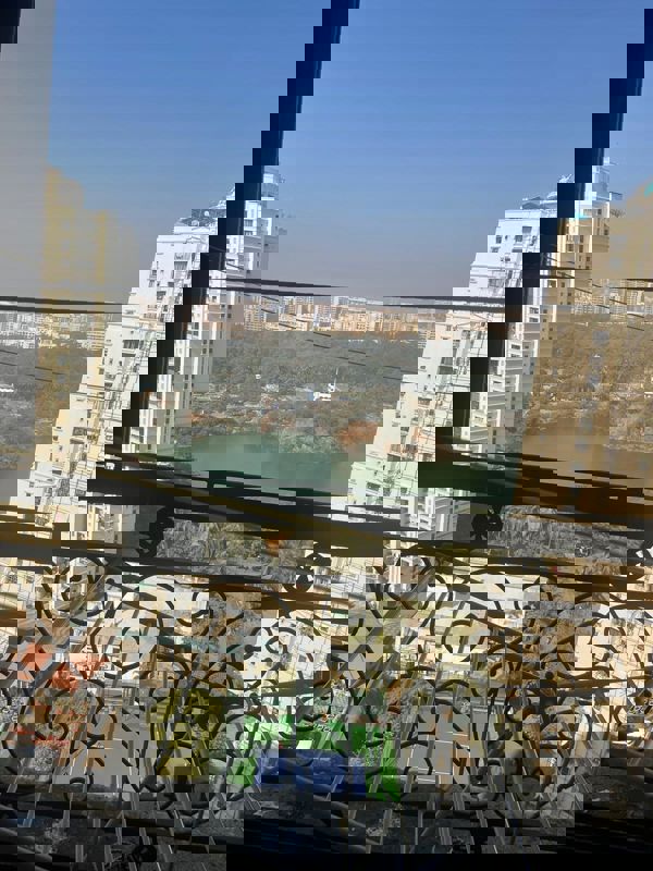 3 BHK 1300 Sq.Ft. Apartment in Lake Pleasant