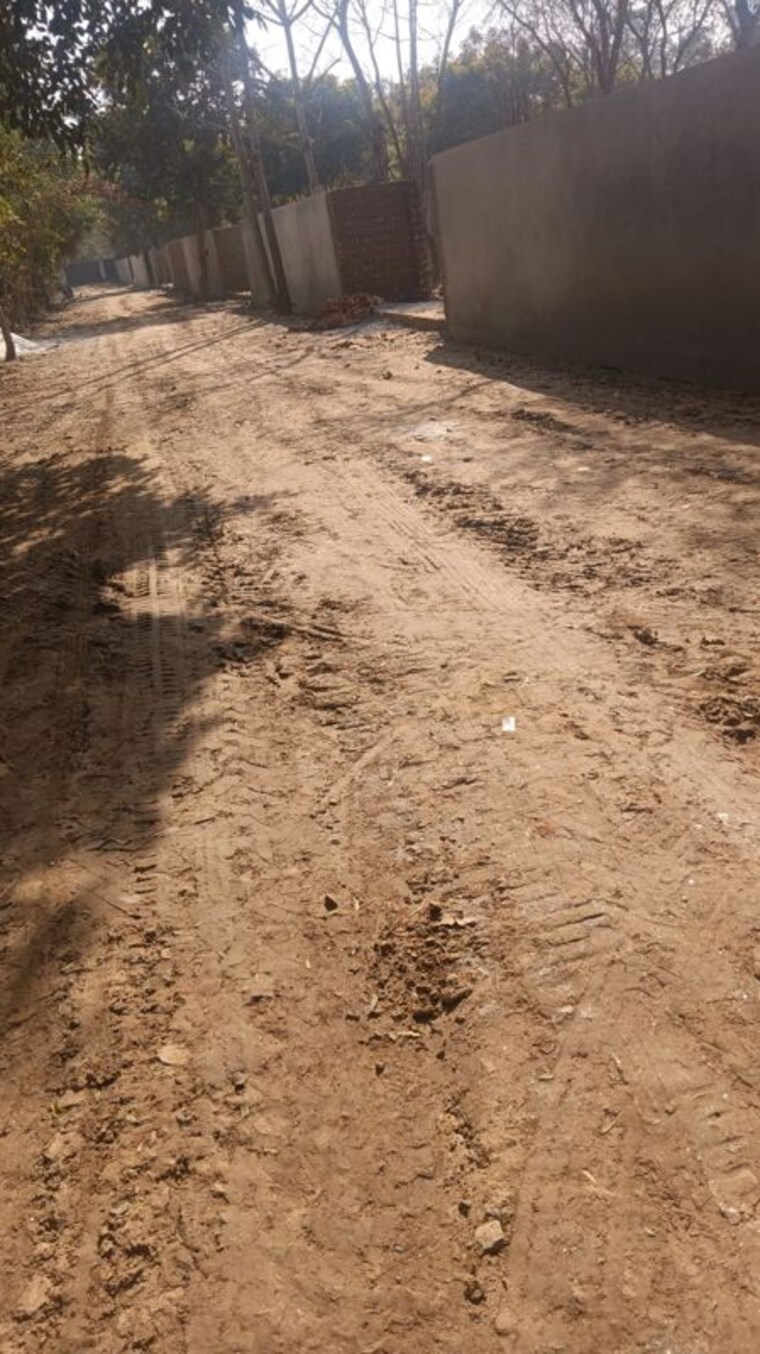 undefined, gadaipur  1210 Sq.Yd. Plot In Gadaipur Delhi 10131646