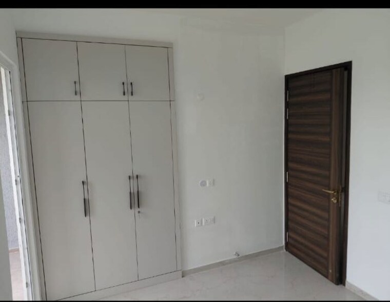 Room, smart-world-orchard 3.5 Bedroom 1650 Sq.Ft. Apartment In Sector 61 Gurgaon 10131664