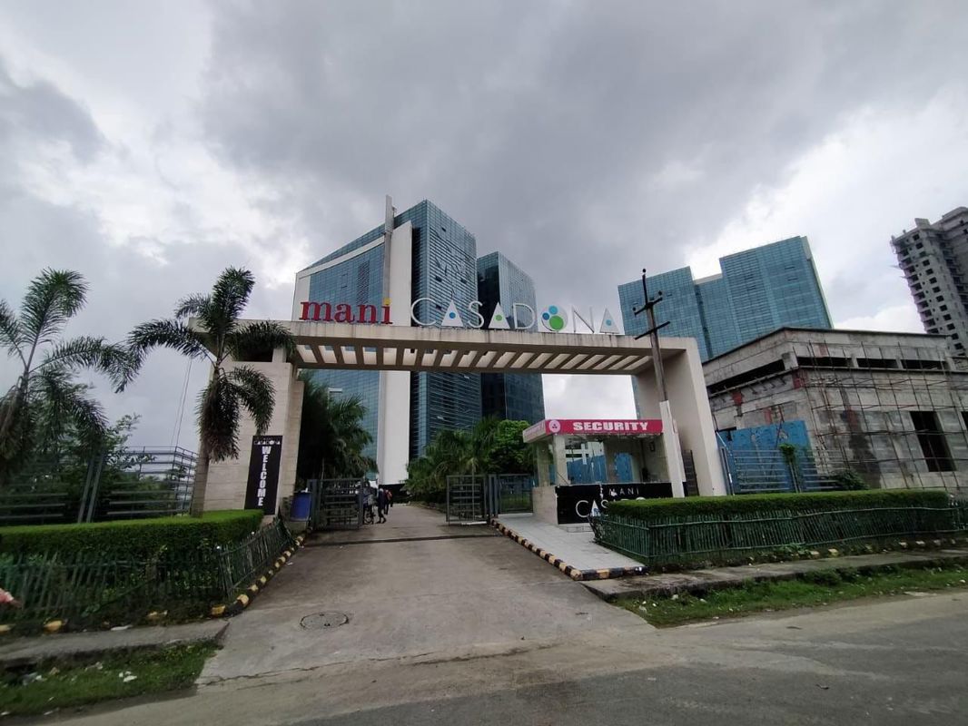 Office Space For Rent in Mani Casadona