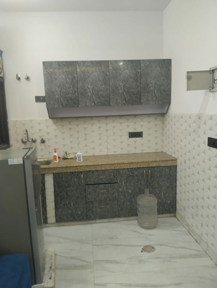 Bathroom, neb sarai 1 Bedroom 850 Sq.Ft. Builder Floor In Neb Sarai Delhi 10131713
