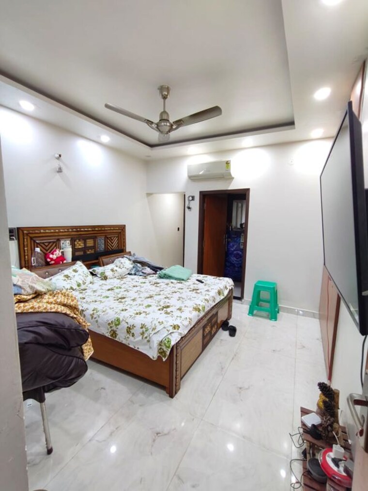 Bedroom, vasant kunj 3 Bedroom 1700 Sq.Ft. Apartment In Vasant Kunj Delhi 10131736