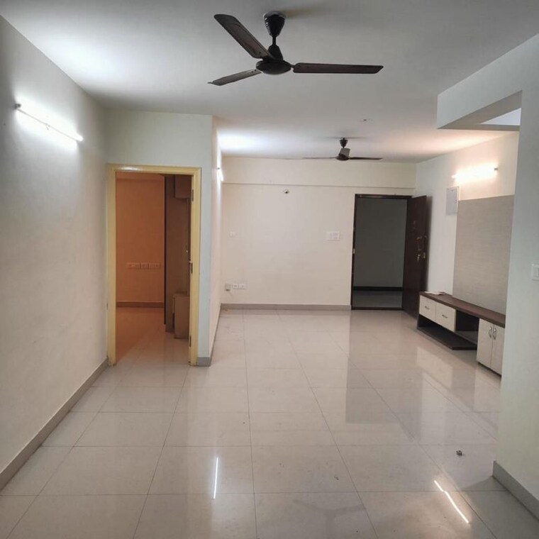Room, vrr-nest 2 Bedroom 1356 Sq.Ft. Apartment In Hosur Road Bangalore 10131708
