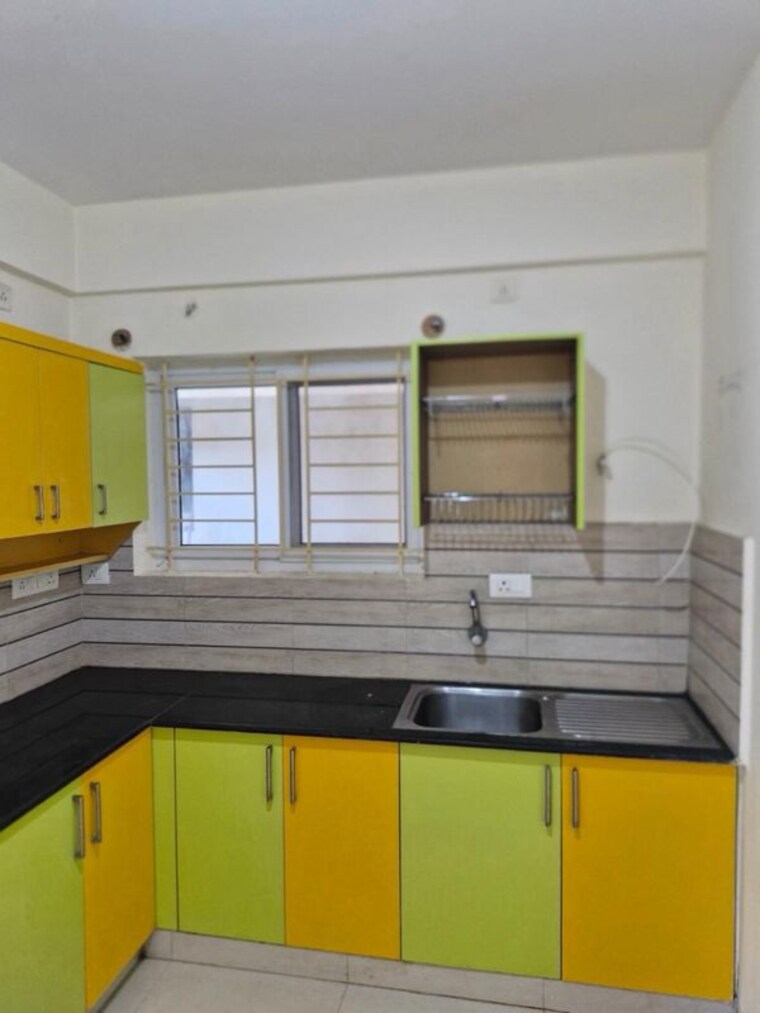 Kitchen, vrr-nest 2 Bedroom 1356 Sq.Ft. Apartment In Hosur Road Bangalore 10131708