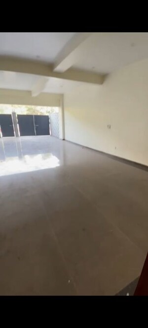 Furnished Amenities in 2.5 BHK Independent House at Delta Ii Greater Noida – for Rent