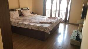 Bedroom in 3 BHK Builder Floor at Vejalpur – for Rent