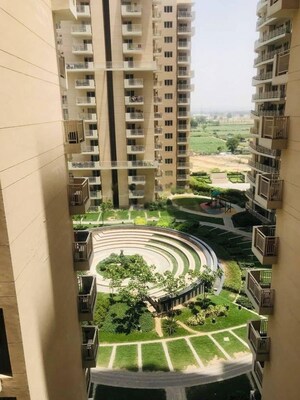 Balcony in 2.5 BHK Apartment at M3M Marina, Sector 68 – for Rent