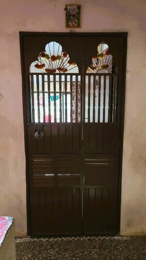 Furnished Amenities in 1 BHK Apartment at Kurla West – for Rent