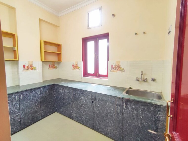 Kitchen, hina-enclave 3 Bedroom 1500 Sq.Ft. Apartment In Chandralok Lucknow 10131787