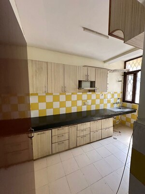 Kitchen in 3 BHK Builder Floor at Sector 55 – for Rent