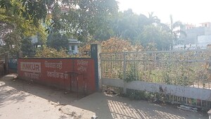  Showroom – Exterior View View at Krishna Nagar - for Rent