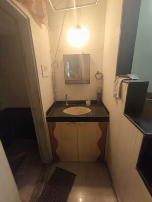 Bathroom in 1 BHK Apartment at Siddeshwar Heights, Panch Pakhadi – for Rent