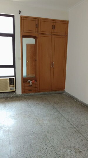 3 BHK Apartment For Rent in Sector 6 Dwarka