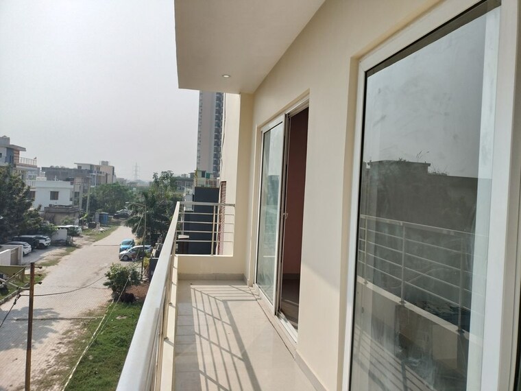 Balcony, sector 117 3 Bedroom 1800 Sq.Ft. Builder Floor In Sector 117 Mohali 10131896