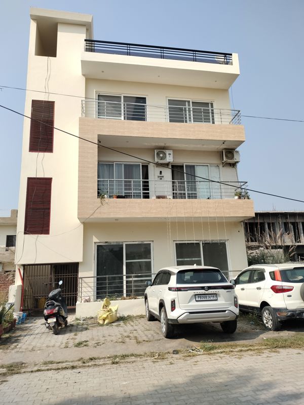 3 BHK Builder Floor For Sale in Sector 117