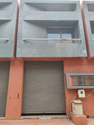  Warehouse For Rent in Kathwada