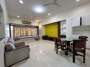 Gym in 2 BHK Apartment at Mahim West – for Rent