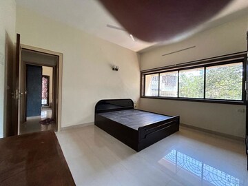 Living Room in 2 BHK Apartment at Mahim West – for Rent