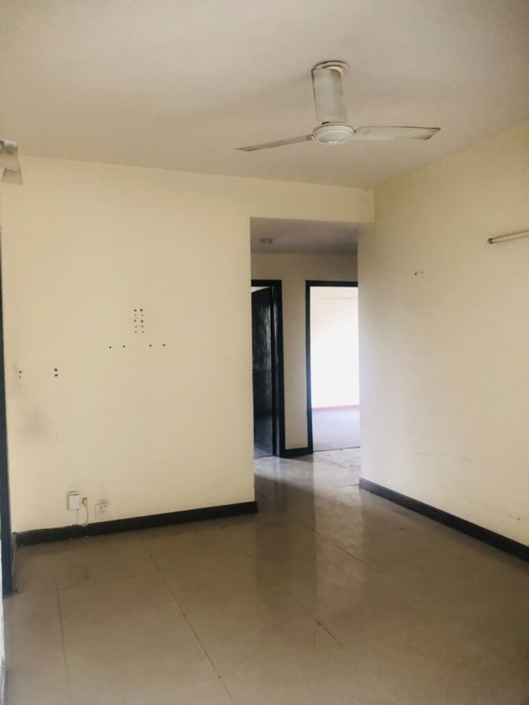 Room, bptp-park-grandeura 3.5 Bedroom 2032 Sq.Ft. Apartment In Sector 82 Faridabad 10131935