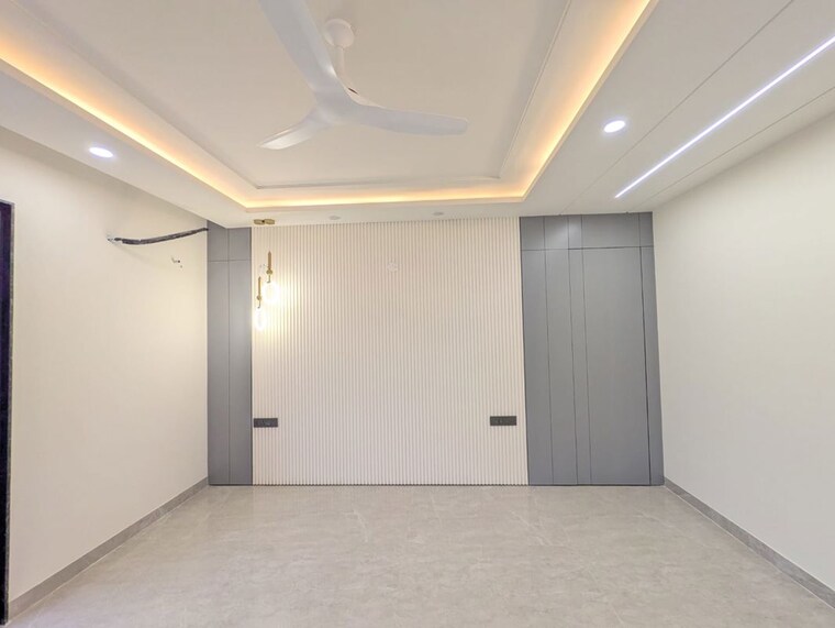 Room, sector 23 4 Bedroom 2550 Sq.Ft. Builder Floor In Sector 23 Gurgaon 10131962