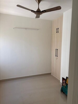 Room in 2 BHK Apartment at Brigade El Dorado, Bagaluru – for Rent