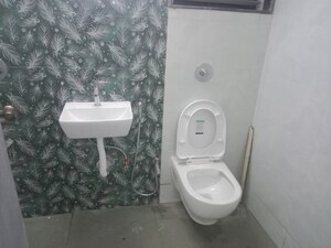 Bathroom in  Pg at Jogeshwari East – for Rent
