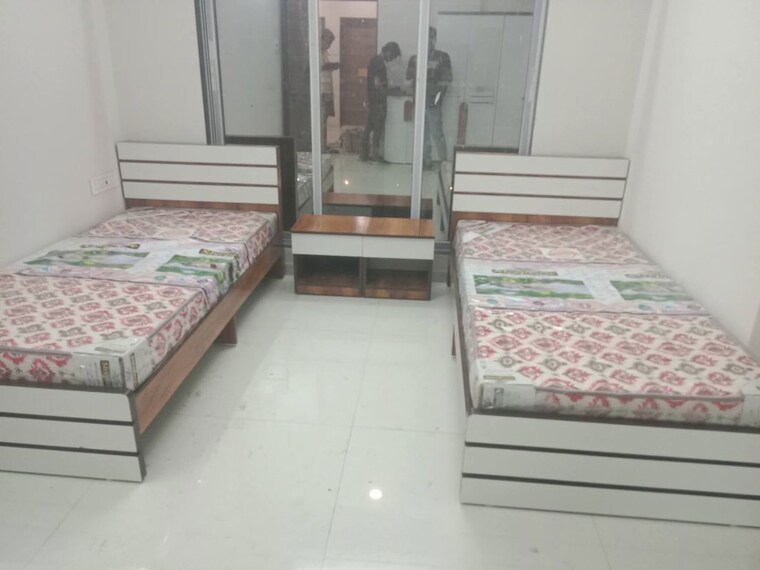 Room, jogeshwari east Pg For Girls In Jogeshwari East 10132013