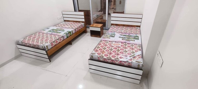 Room, jogeshwari east Pg For Girls In Jogeshwari East 10132013