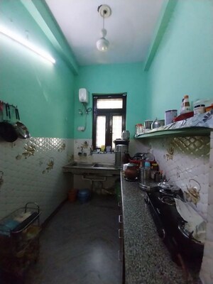 Parking in 2 BHK Independent House at Rajendra Park – for Sale