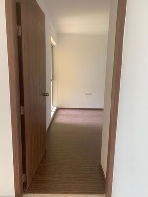 Room in 2 BHK Apartment at Ganga Platino, Kharadi – for Rent