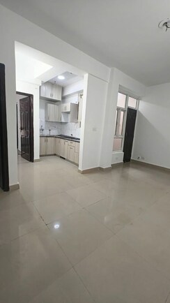 2 BHK + Extra Room Apartment For Sale in Supertech Cape Town