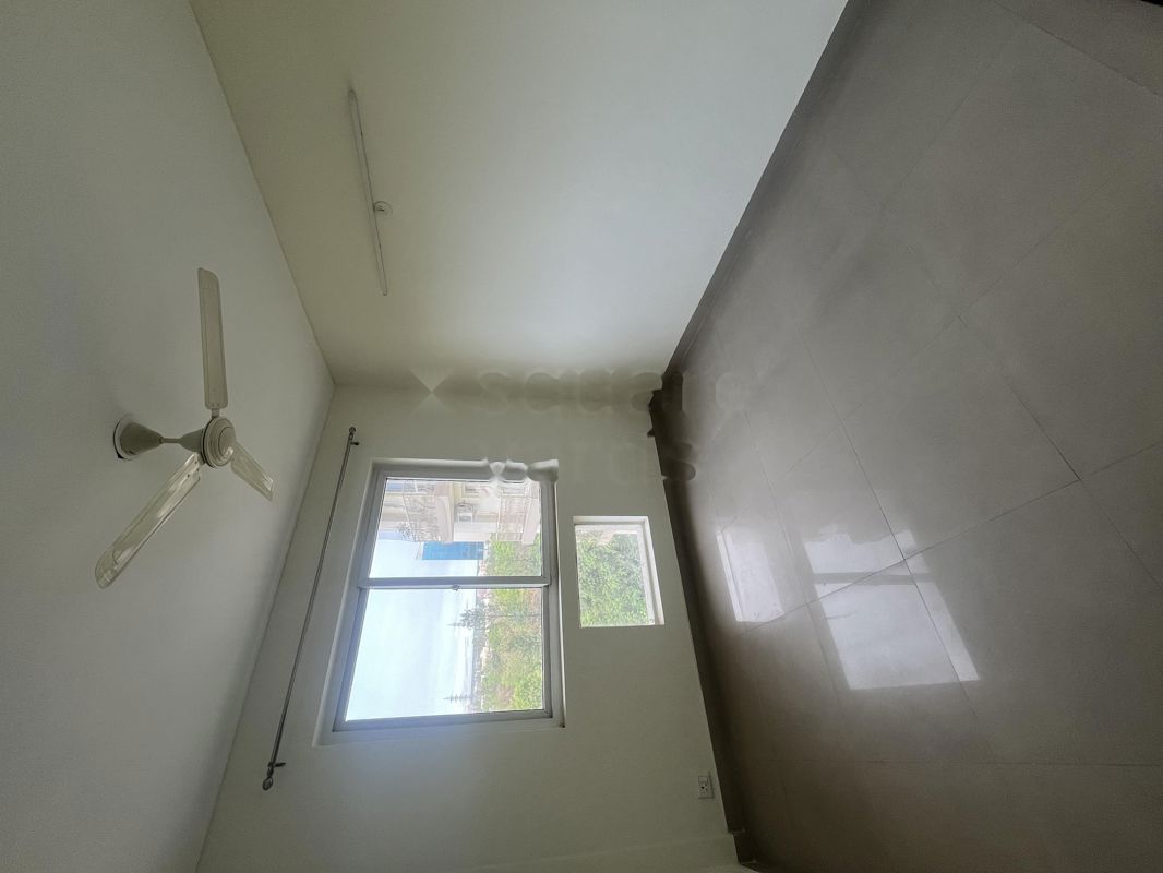 3.5 BHK 2200 Sq.Ft. Apartment in BPTP Park Prime