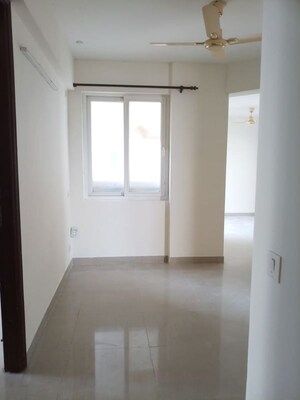 Room in 3 BHK Apartment at Ramprastha City The Edge Towers, Sector 37d – for Sale
