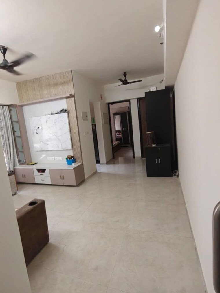 Living Room, lodha-amara 1 Bedroom 450 Sq.Ft. Apartment In Kolshet Road Thane 10132341