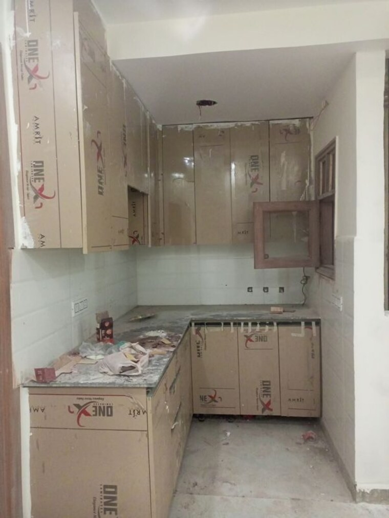 Kitchen, super-avenue 3 Bedroom 1350 Sq.Ft. Builder Floor In Sector 73 Noida 10132357