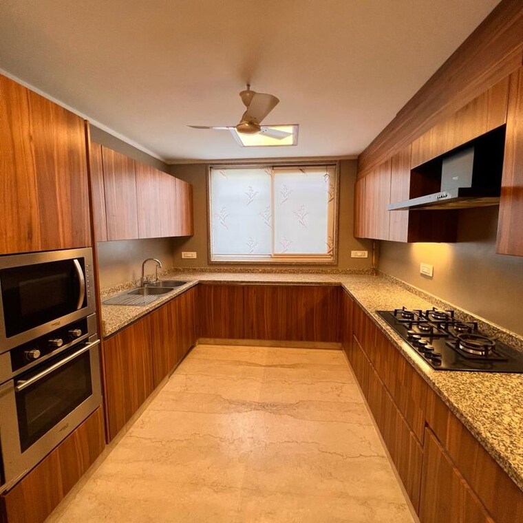 Kitchen, green park 3 Bedroom 200 Sq.Yd. Apartment In Green Park Delhi 10132364