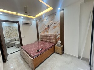 Living Room in 1 BHK Builder Floor at Ansal Sushant Lok I, Sector 43 – for Rent
