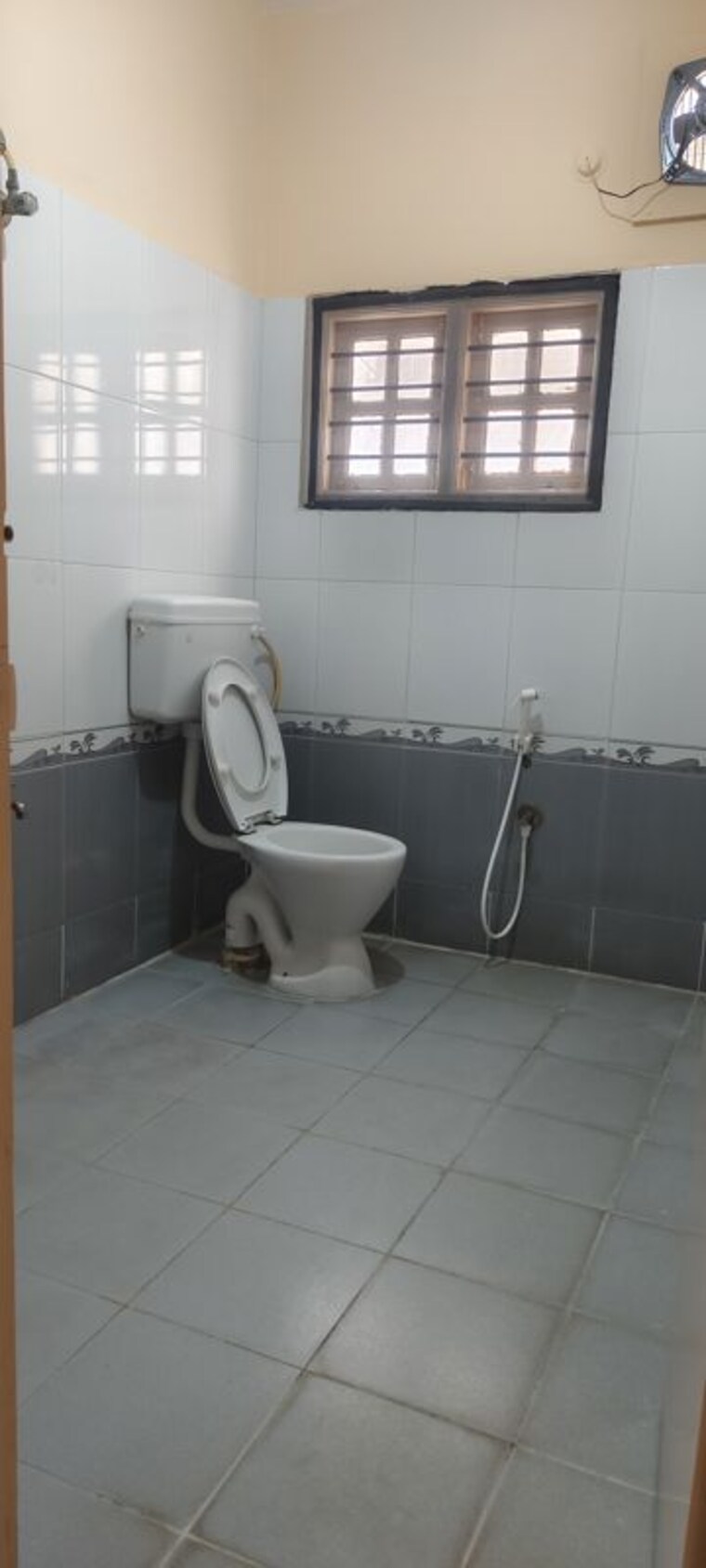 Bathroom, malleshpalya 2 Bedroom 1250 Sq.Ft. Builder Floor In Malleshpalya Bangalore 10132416